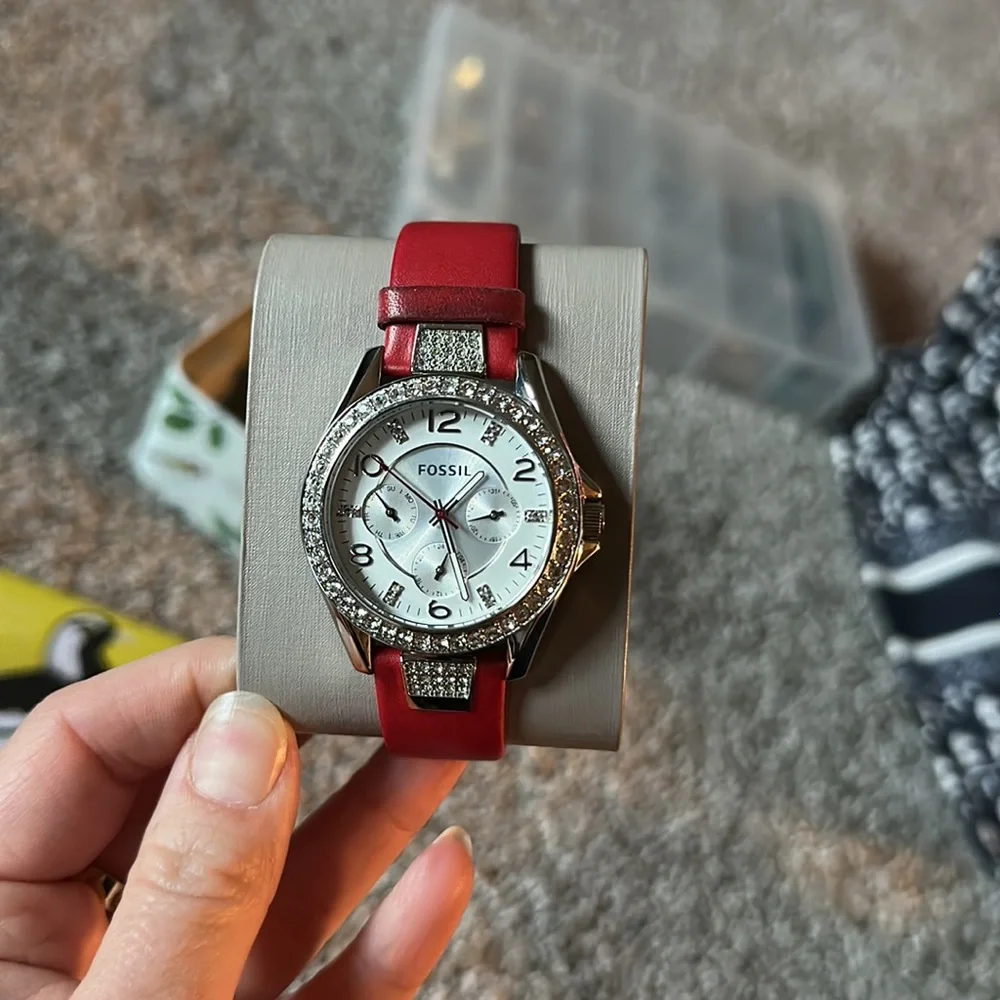 Fossil Watch - Picture 3 of 3
